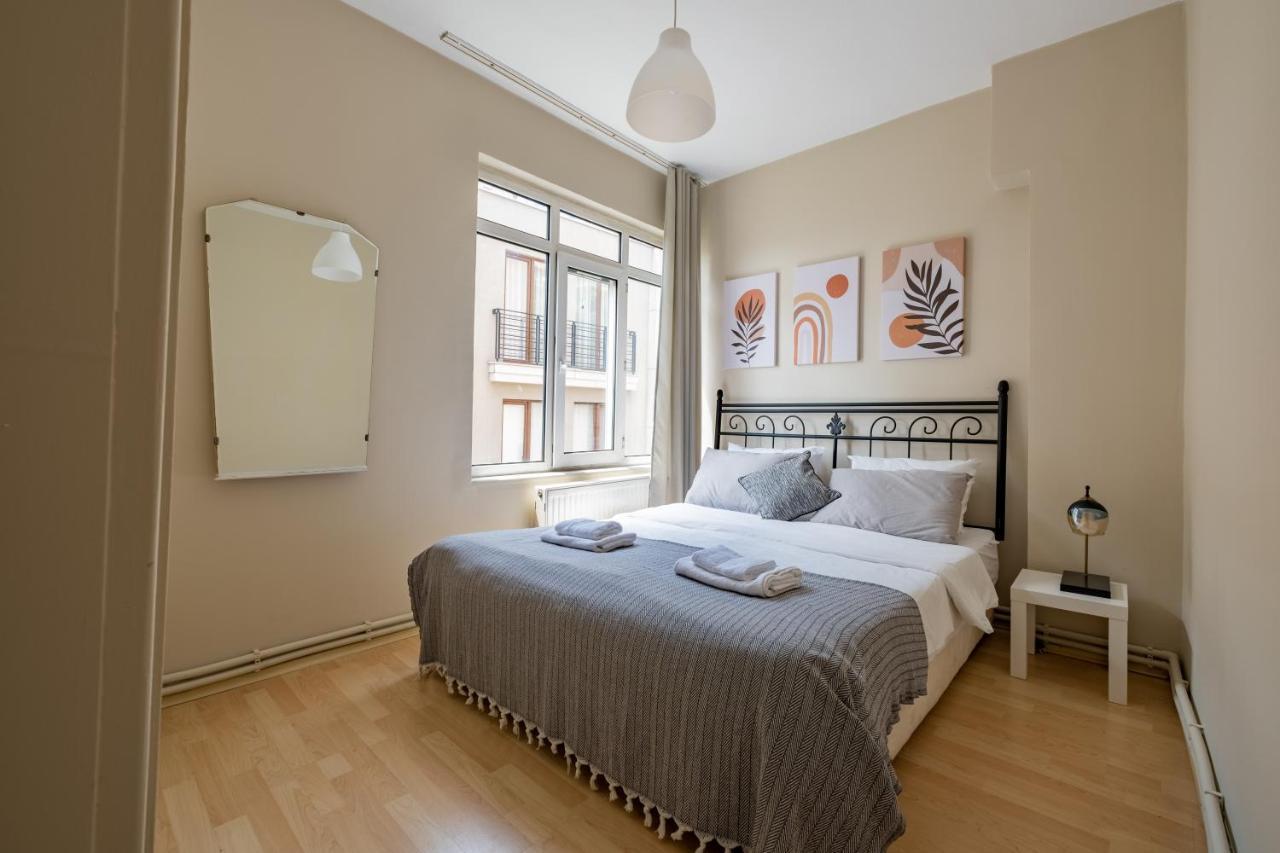 Spacious 2 Bedroom With Panoramic Bosphorus View Appartamento *